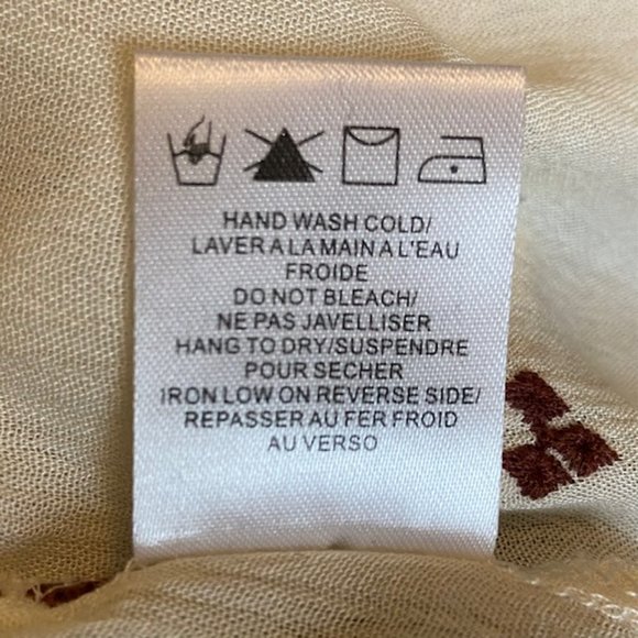 Gentle Fawn White Blouse with Burgundy Embroidery - Picture 9 of 10